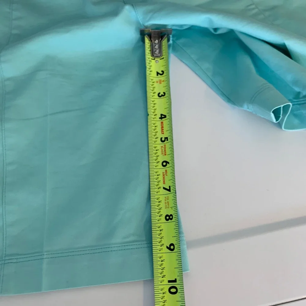 Nike Golf Shorts Women 8 Turquoise Dri-FIT Flat Front Active Golfcore Athletic